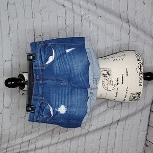 Old Navy Boyfriend Mid-Rise Roll Hem Distressed Denim Shorts Size 6